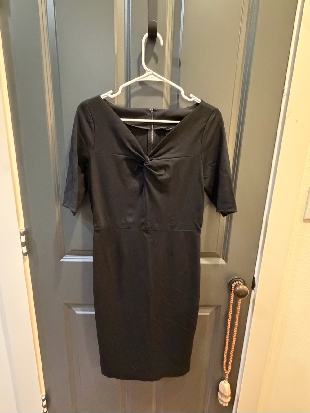 Banana Republic Black Twist Front Sheath Dress Tall 6 NWOT 3/4 Sleeve NWOT